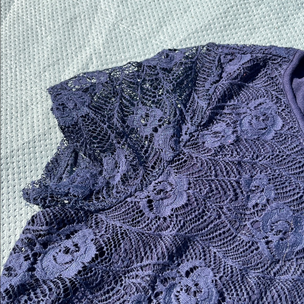 Leo & Nicole Lace Blouse Navy - Picture 3 of 6
